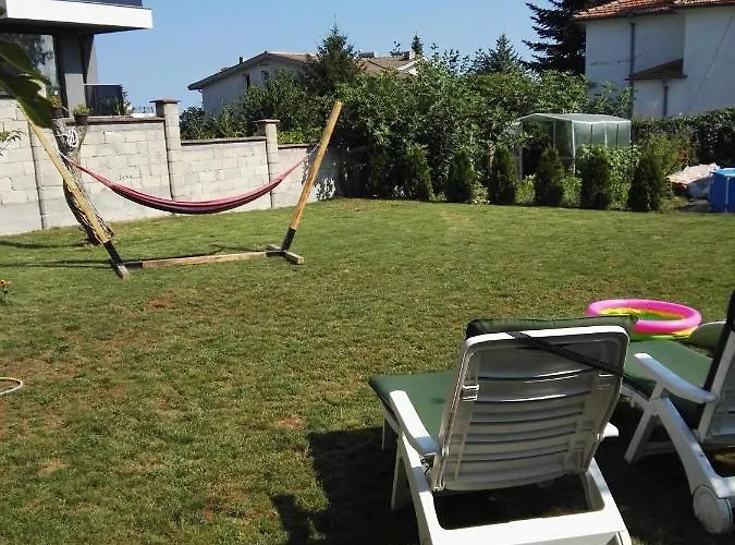 Semesterbostad полина *